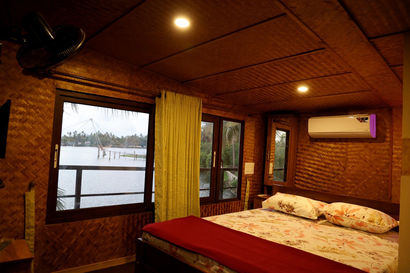 Riverine Homestay